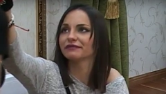 PRAVILA HAOS, TUKLA, PLJUVALA! Rijaliti pobednica je nakon brojnih skandala nestala iz javnosti, udala se, rodila dete, a tek kad joj vidite muža! (FOTO)