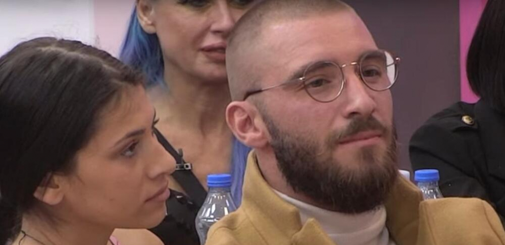 TRESLA SE IZOLACIJA! Žestok se*s Mensura i Milice, kamere zabeležile svaki detalj vrele akcije! (VIDEO +18)