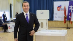 ZA NEPRIJATELJSKE DRŽAVE NEMA Medvedev predlaže zabranu izvoza hrane za određene zemlje