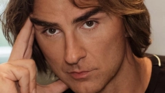 NE TREBA VAM NI FAKULTET NI VEZA Željko Mitrović raspisao konkurs, traži samo jedno