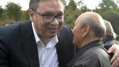 HVALA VAM NA PODRŠCI I PREDIVNOM DOČEKU Predsednik Vučić zahvalan građanima Svilajnca