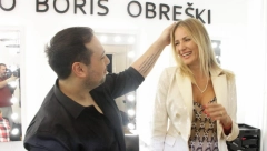 IZGLEDA POTPUNO DRUGAČIJE Sanja Papić promenila izgled, a konačno uhvaćena nasmejana!