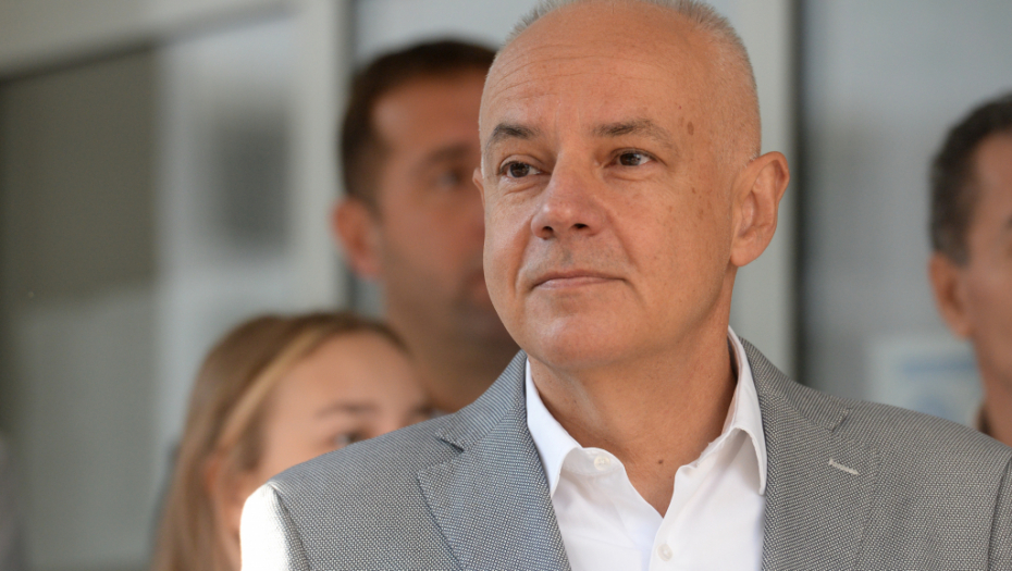 DOLAZAK U SVAKI DOM Radojićić najavio kampanju - Gradonačelnik u vašem domu