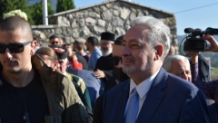 SRAMNI IZGOVORI KRIVOG Temeljni ugovor nije potpisan jer neki episkopi to ne žele, nije do mene!