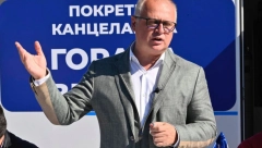 VESIĆ RADI PUNOM PAROM Sa svojom pokretnom kancelarijom danas posetio Lazarevac (FOTO)