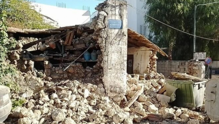 AERODROM NA KRITU NEOŠTEĆEN Srbima moguća evakuacija, evo u kakvom su stanju posle serije zemljotresa