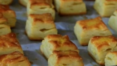 Idealne za doručak: Lisnate pogačice sa sirom