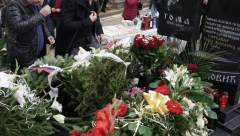 STIGLA U BEOGRAD! Ovako izgleda Tomina ćerka Žaklina, prvi put je na očevom grobu posle mnogo godina i ne živi u Srbiji