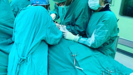 Kažnjena doktorka amputirala pogrešnu nogu pacijentu zbog greške, oštećeni nije doživeo presudu