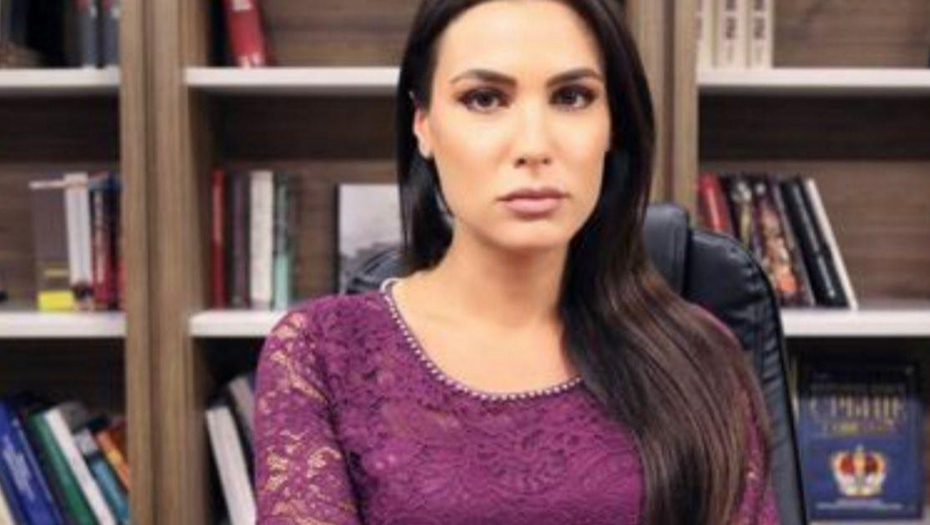 Radaković poručila Tepićki: Čujem udarila te promaja u poršeu, kako si?