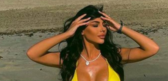 VIŠE NE IZGLEDA OVAKO! Helena Topalović potpuno promenila imidž, posećuje svetinje sa 10 godina starijim suprugom, a ovaj detalj sve je šokirao! (FOTO)