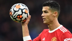 TOTALNI HAOS! Ronaldo se oglasio posle smene Solskjera, njegove brutalne rečenice su zagrmele Evropom (FOTO)