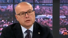 MILOŠ VUČEVIĆ U NOVOM JUTRU Vijajući zeca, isteraćemo lisicu i vuka iz šume!