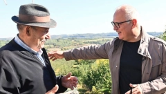 Vesić posetio poljoprivredno gazdinstvo u Sopotu