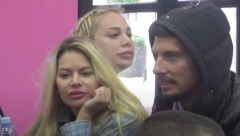 OLGU HITNO POZVALI DA IZAĐE Zadrugarka saznala da joj je otac mrtav!