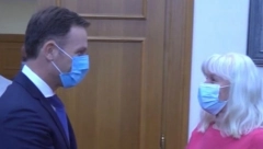 PUNO LEPIH TRENUTAKA VAM ŽELIM Ministar Mali potpisao ugovor o dodeli stana sa dobitnicom Marijanom Đekić