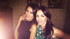 PUSTILE GLAS Sloboda i Dragana zapevale na ulicama Pariza, a evo ko im pravi društvo (FOTO)