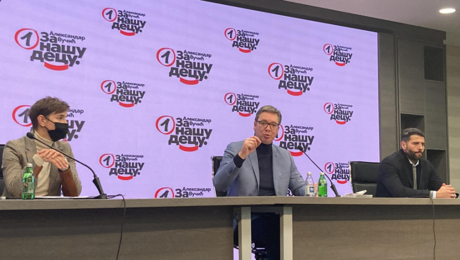 SUTRA SEDNICA PREDSEDNIŠTVA I GLAVNOG ODBORA SNS Javnosti će se obratiti predsednik Aleksandar Vučić