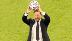 LEGENDA TUŽNA U moje vreme fudbal se igrao zbog ljubavi navijača, a sada zbog novca