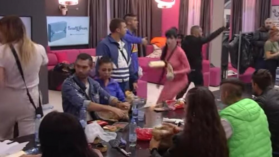 DOVEDEN DO LUDILA! Dejan Dragojević ponovo pravi haos po rijalitiju, rušio i lomio sve pred sobom, na ivici nervnog sloma!