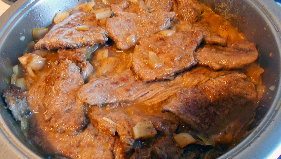TRADICIONALNI RECEPT ZA SAVRŠEN OBROK Lovačke šnicle, fino, pikantno jelo, za hladne dane