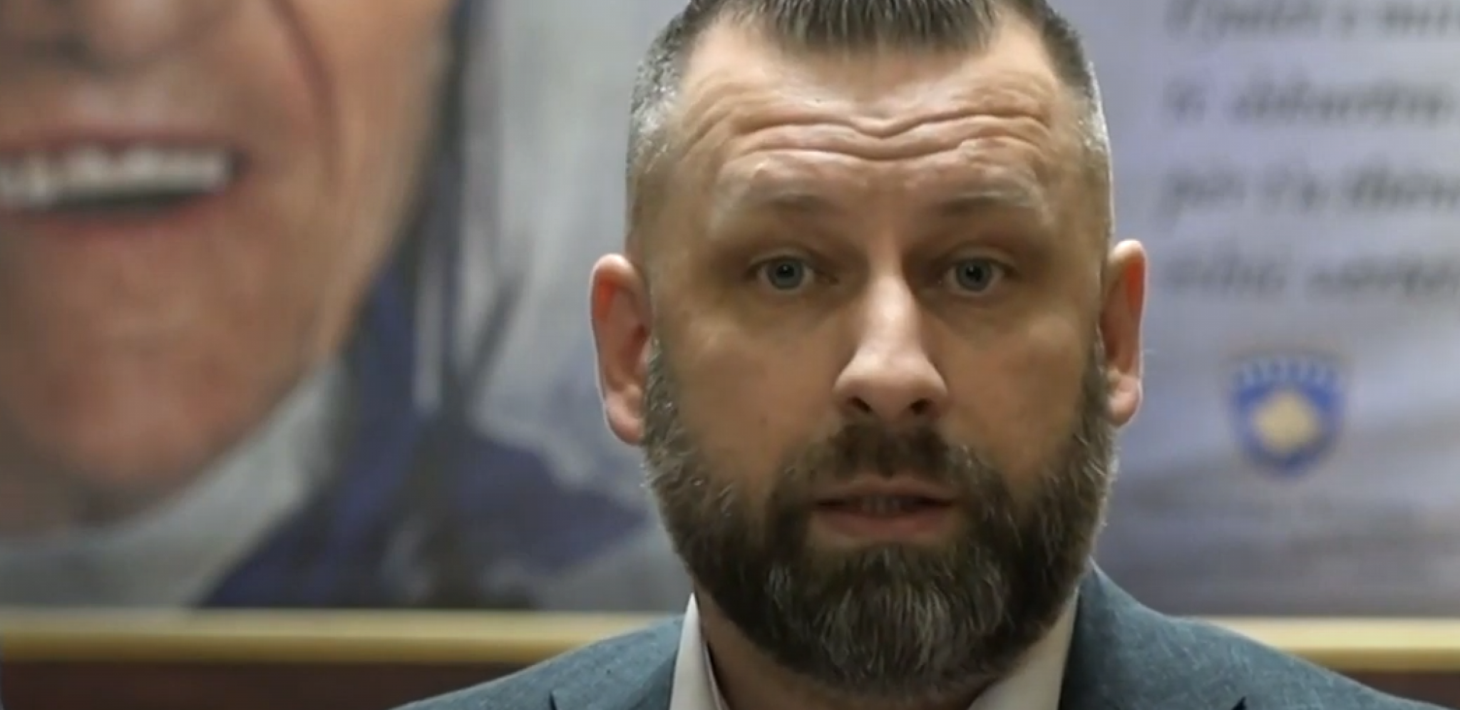 JEVTIĆ ODUVAO OBRADOVIĆA! "Srušio bi Vučića samo da vlada sa 3 posto glasova!"