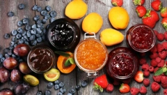 TOPI SE U USTIMA Napravite domaće slatko od kupina