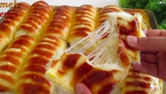 TESTO SA NAJSOČNIJIM PUNJENJEM: Pecivo u koje ćete se apsolutno zaljubiti! (VIDEO)