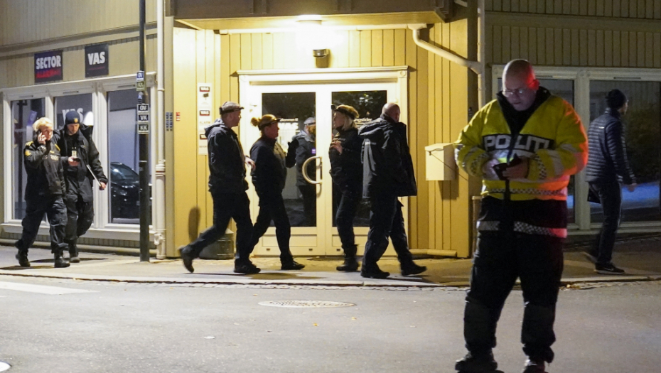 ŠALJU GA NA PSIHIJATRIJSKO VEŠTAČENJE Terorista iz Norveške priznao ubistvo petoro ljudi