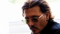 DRAMA U HOLIVUDU! Džoni Dep se onesvestio u hotelskoj sobi, hitna pomoć odmah reagovala!