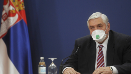 DELTA SOJ NE BIRA, OSAM PUTA JE JAČI, A SVE VIŠE DECE JE NA RESPIRATORIMA Dr Tiodorović otkriva dve solucije, a onda spomenuo šta dolazi nakon treće doze!