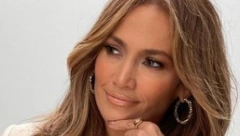 PRELEPA GLUMICA OTKRILA TAJNU SAVRŠENOG IZGLEDA Dženifer Lopez nikad ne koristi ove 2 namirnice, zbog čega pršti od energije