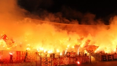 BILO IH JE MANJE "Delije" obučene u crno napale navijače Rome, Italijani bežali na sve strane