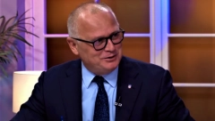 GORAN VESIĆ: Danas će u svim  školama biti pročitan proglas