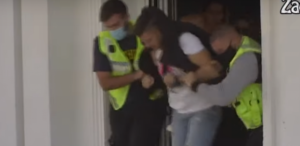 RAZBIO JE GLAVU, KRV ŠIKLJALA NA SVE STRANE Ovo je najgora svađa Dalile i Dejana u Zadruzi 5, svi su zanemeli nakon ovih kadrova