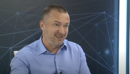 PAJTIĆ NI DA PISNE O SILOVANJU! Sramno ćutanje nekadašnjeg predsednika DS