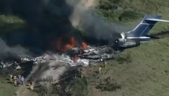 DRAMA U SAN DIJEGU Avion se srušio na naselje! (VIDEO)