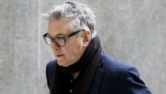 PREMINULA MAJKA ALEKA BOLDVINA Poznati glumac potpuno slomljen, emotivnom porukom se oprostio od nje