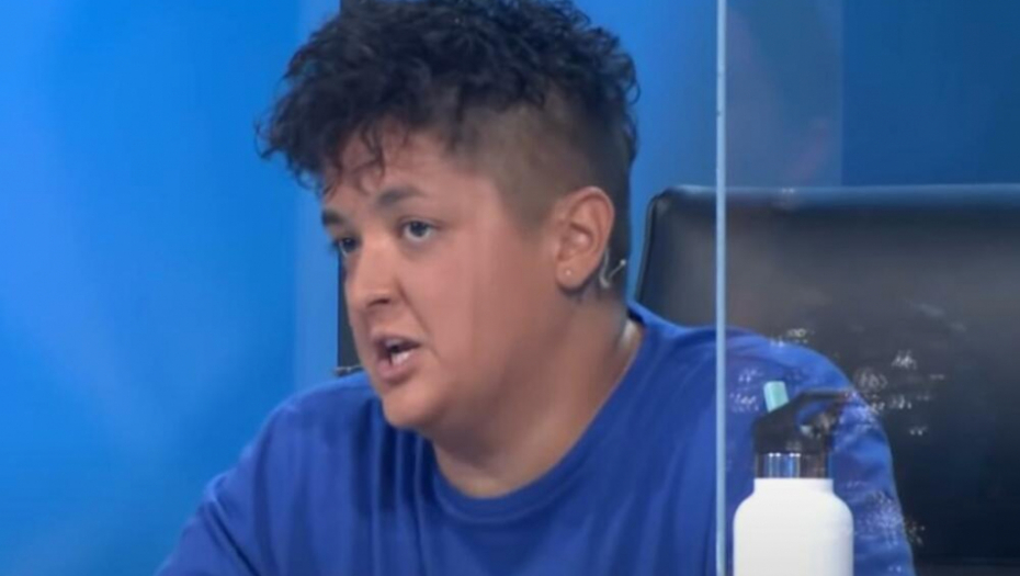 DŽEJLA PALA U ZABORAV! Marija Šerifović uhvaćena u društvu zgodne plavuše, svi je dobro znate!