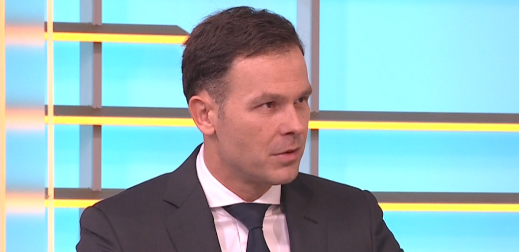VELIKE PARE ĆE BITI ULOŽENE U SRBIJU Ministar objavio detalje plana
