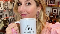 POKRENULA BIZNIS SA 4.000 EVRA, A DANAS JE MILIONERKA Napravila je "magičan" proizvod za žene, a sada je pokazala šta "pare urade čoveku"!