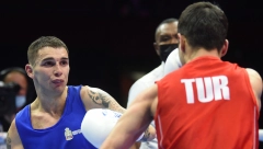 LOŠ POČETAK DANA ZA SRPSKE BOKSERE! Ametović se borio, ali nije mogao protiv Kazahstanca!