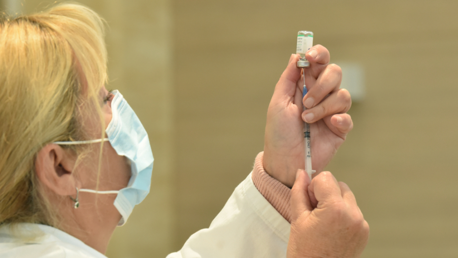 Nevakcinisanim medicinarima od 31. marta preti otkaz