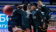 BRUTALNO DEMOLIRANJE! Partizan održao čas košarke Trentu!