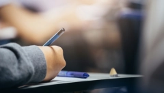 EVO KOLIKO KOŠTA ŠKOLOVANJE DETETA U SRBIJI! Detaljna računica od predškolskog do diplome fakulteta!