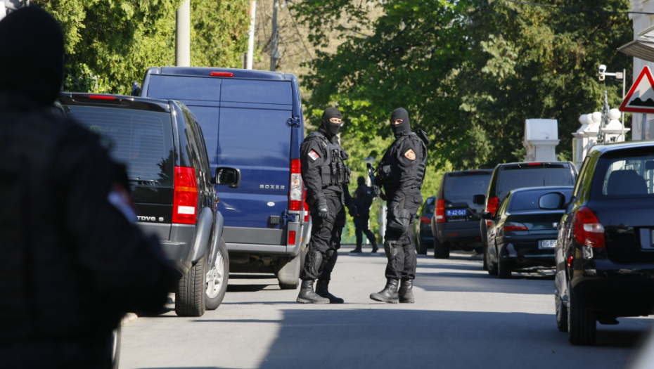 VELIKA AKCIJA MUP, BIA I TUŽILAŠTVA Uhapšeno 17 osoba zbog ubistava, pretreseno 50 lokacija!