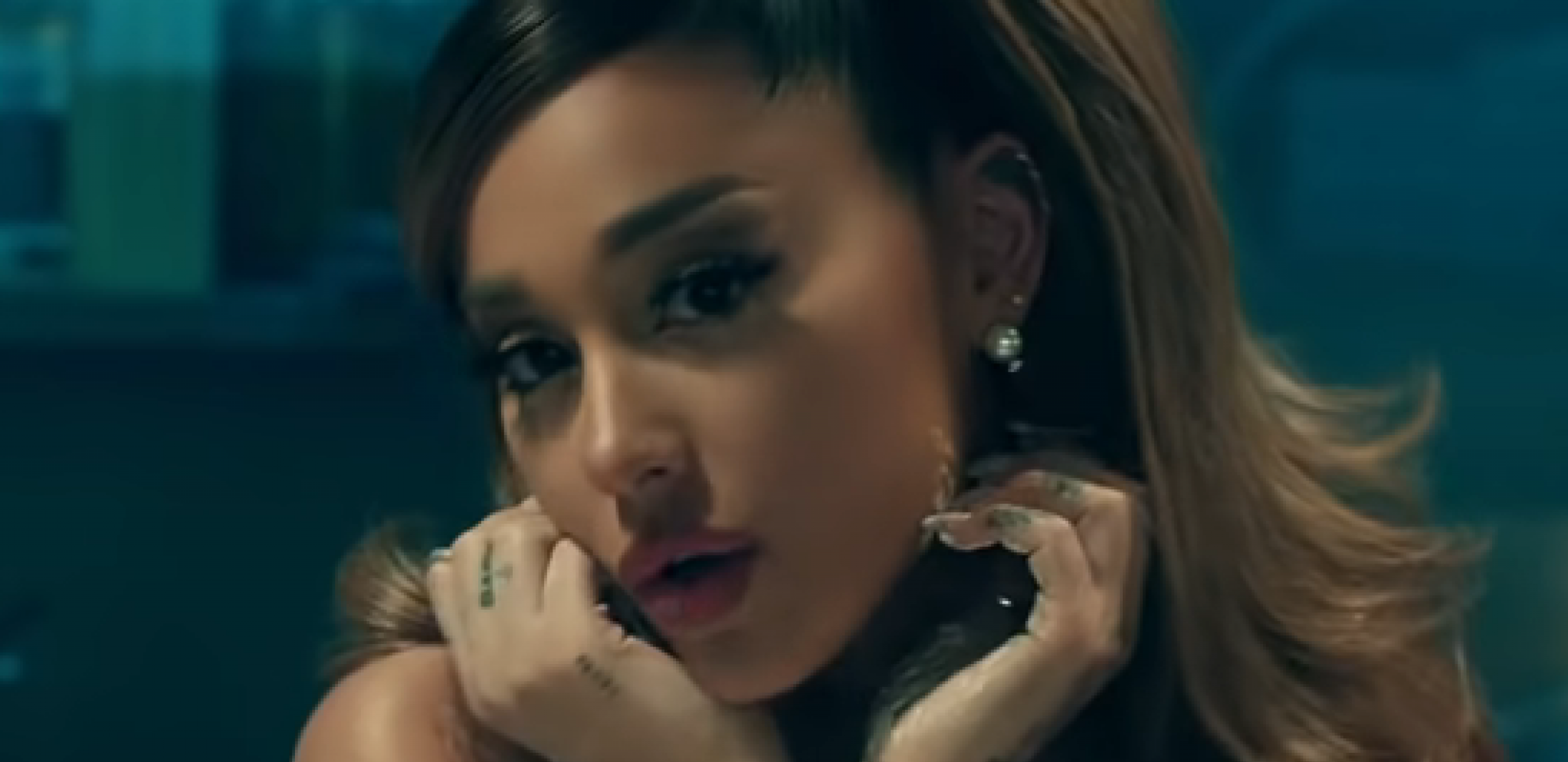 STAKLENA SOBA, POGLED NA OKEAN, FITNES STUDIO! Papreno skup dom Arijane Grande pršti od luksuza i stila