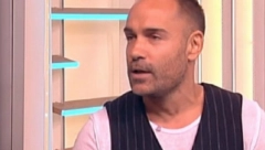 "UBICA JOJ JE PUCAO U POTILJAK, PA ZAPALIO STAN" Ovo je porodična tragedija poznatog glumca, zločin je potresao čitavu javnost!