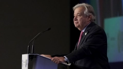 GDE PIŠE DA TO SMETE DA RADITE? UN osule paljbu po SAD, Vašington ugrozio Gutereša!