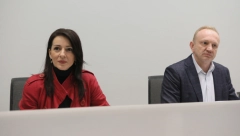 MARINIKA LEČI SVOJE I ĐILASOVE NEUSPEHE NAPADAJUĆI USPEŠNIJE OD SEBE Ovo je istina koja stoji iza napada na Telekom i Lučića!